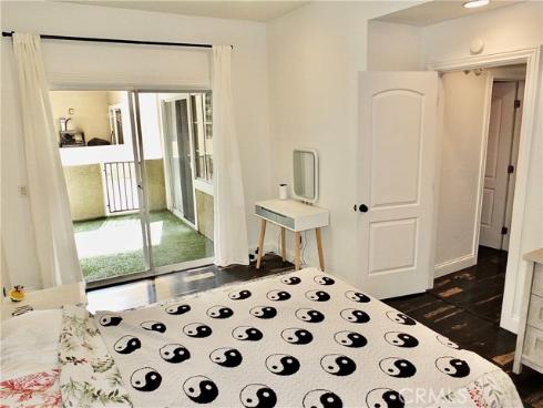 16912  Sims  103 , Huntington Beach, CA