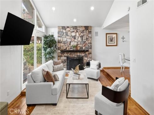 5872  Meadowbrook Drive  , Huntington Beach, CA