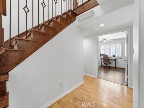 5872  Meadowbrook Drive  , Huntington Beach, CA