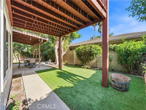 5872  Meadowbrook Drive  , Huntington Beach, CA