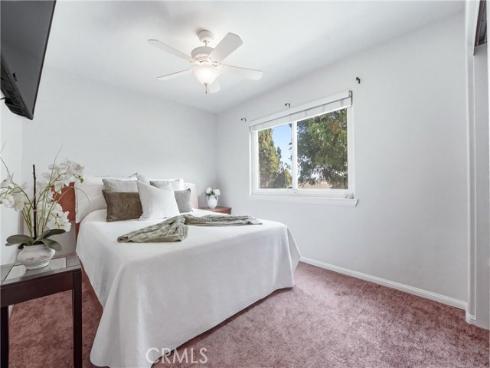 5872  Meadowbrook Drive  , Huntington Beach, CA