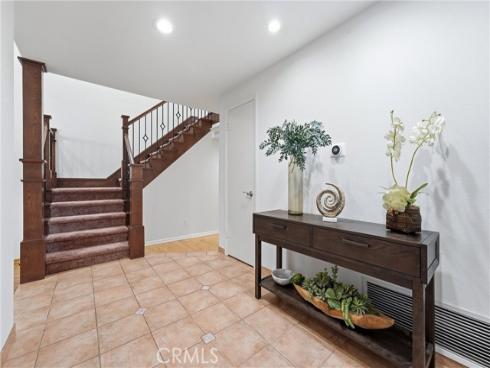 5872  Meadowbrook Drive  , Huntington Beach, CA