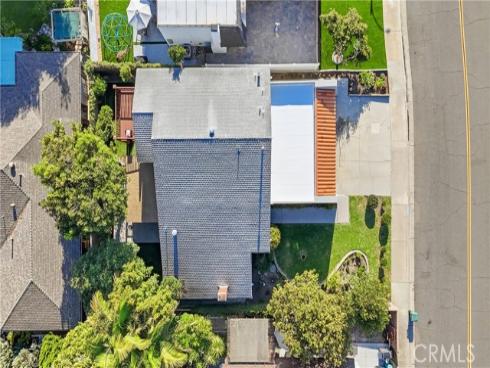 5872  Meadowbrook Drive  , Huntington Beach, CA