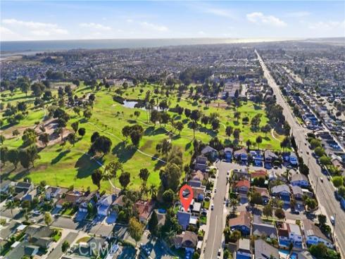 5872  Meadowbrook Drive  , Huntington Beach, CA