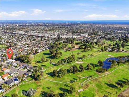 5872  Meadowbrook Drive  , Huntington Beach, CA
