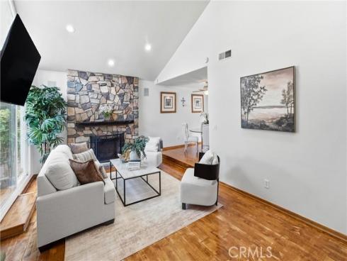 5872  Meadowbrook Drive  , Huntington Beach, CA