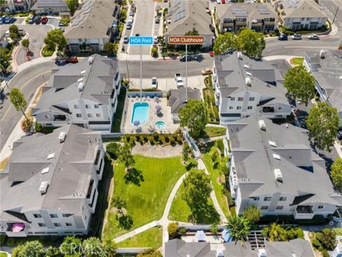 7841 Essex 202 Drive, Huntington Beach, CA