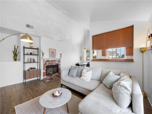 7841 Essex 202 Drive, Huntington Beach, CA