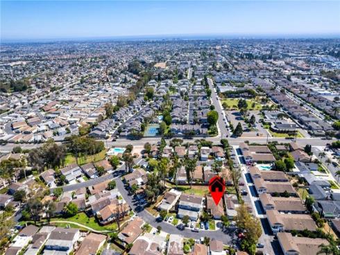 8262 Manifesto , Huntington Beach, CA