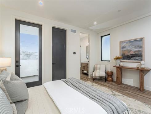 328 3rd Street, Huntington Beach, CA
