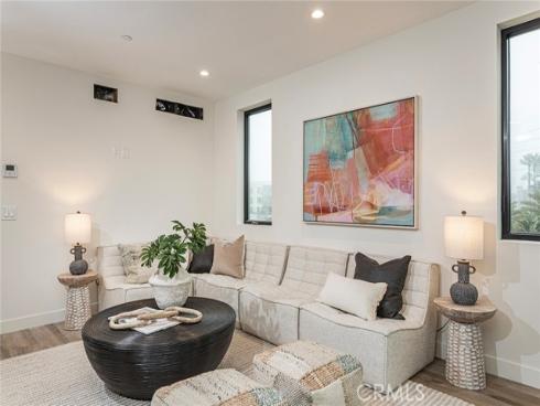 328 3rd Street, Huntington Beach, CA