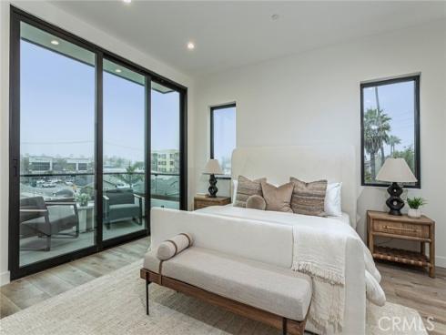 328 3rd Street, Huntington Beach, CA