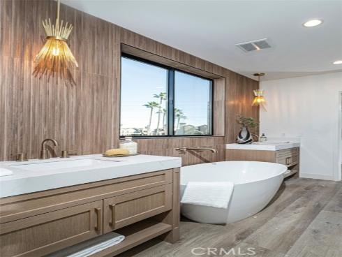 328 3rd Street, Huntington Beach, CA