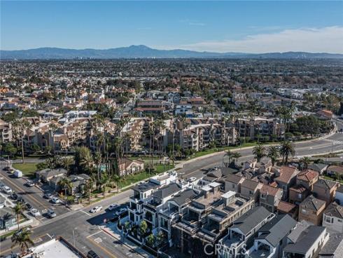 328 3rd Street, Huntington Beach, CA