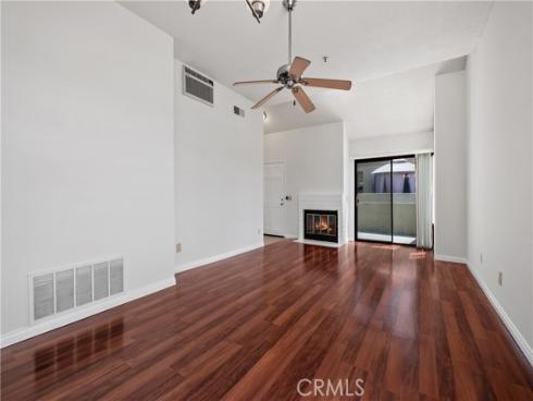 17652 Sergio 202 Circle, Huntington Beach, CA