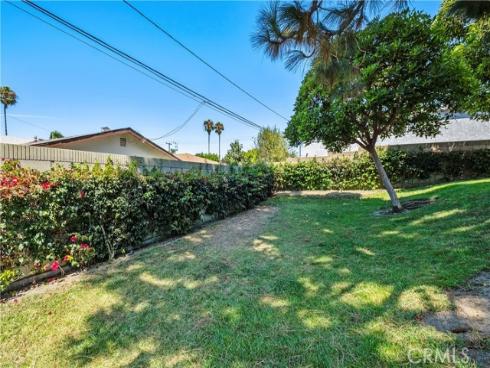 17652 Sergio 202 Circle, Huntington Beach, CA