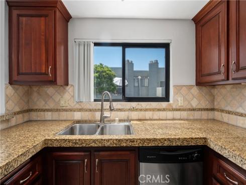 17652 Sergio 202 Circle, Huntington Beach, CA