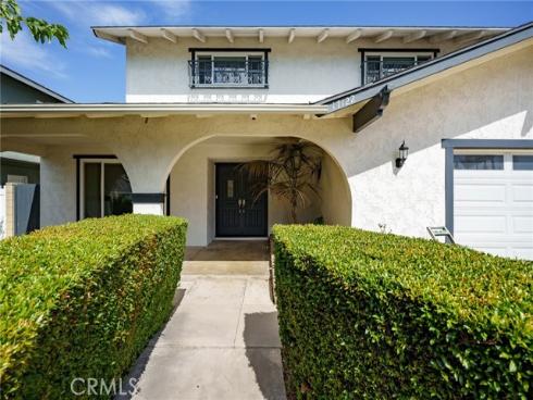 17122 Pleasant Circle, Huntington Beach, CA