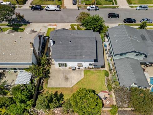 17122 Pleasant Circle, Huntington Beach, CA