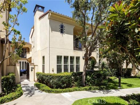8454  Hibiscus  , Huntington Beach, CA