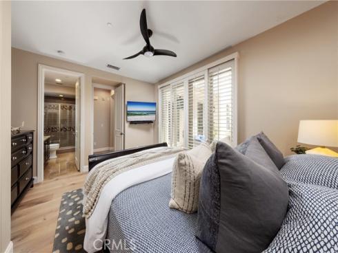 8454  Hibiscus  , Huntington Beach, CA