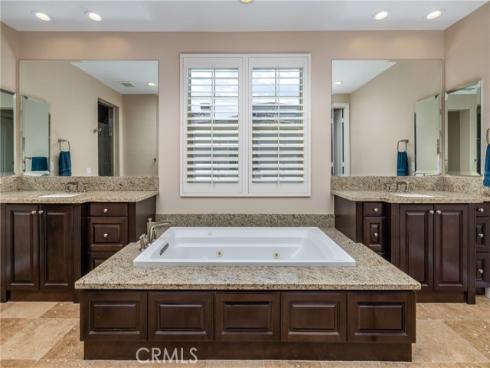 8454  Hibiscus  , Huntington Beach, CA