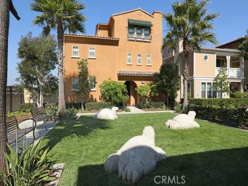 8454  Hibiscus  , Huntington Beach, CA