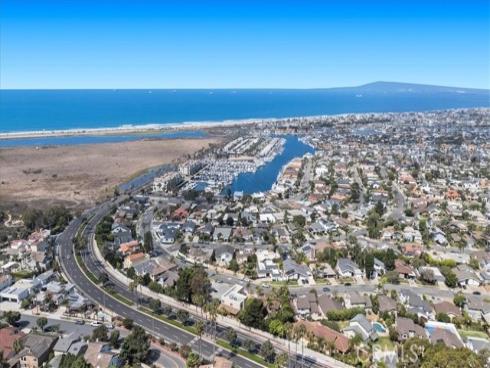 17130 Courtney , Huntington Beach, CA