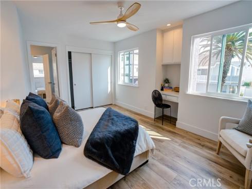 227 18th Street , Huntington Beach, CA