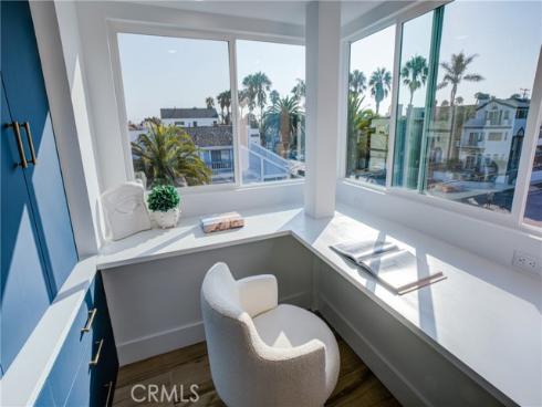 227 18th Street , Huntington Beach, CA