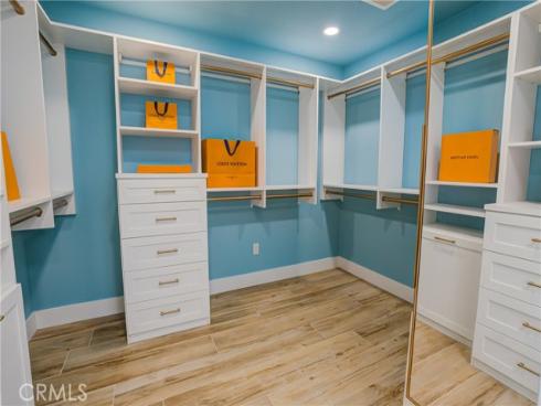 227 18th Street , Huntington Beach, CA