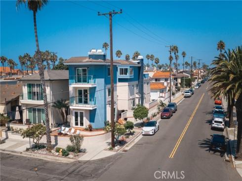 227 18th Street , Huntington Beach, CA