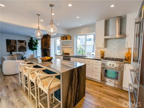 227 18th Street , Huntington Beach, CA