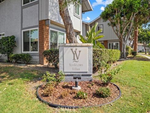 9705 Bickley 5 Drive, Huntington Beach, CA