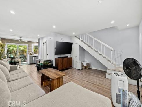 9705 Bickley 5 Drive, Huntington Beach, CA