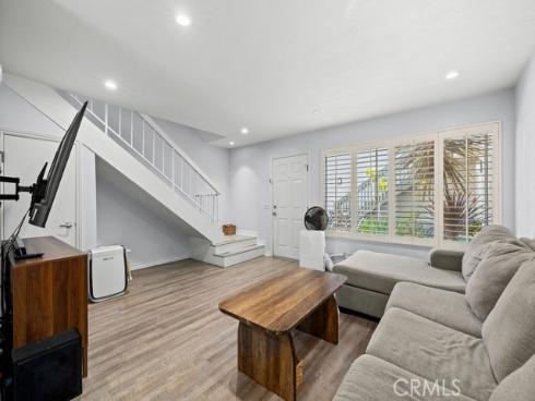 9705 Bickley 5 Drive, Huntington Beach, CA