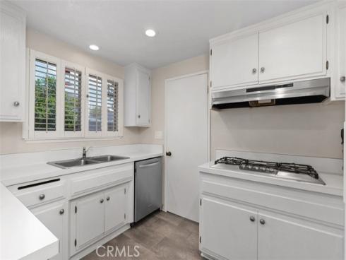 15842  Belfast  , Huntington Beach, CA
