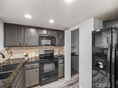18741  Applewood  , Huntington Beach, CA