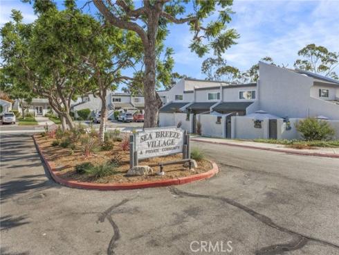 18741  Applewood  , Huntington Beach, CA