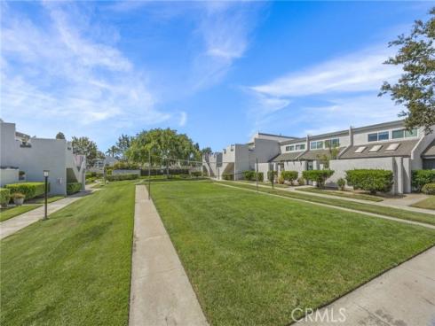 18741  Applewood  , Huntington Beach, CA
