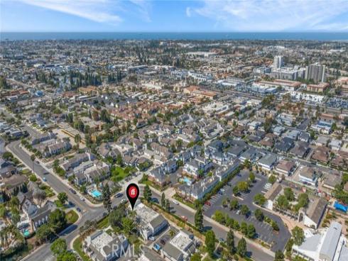 18741  Applewood  , Huntington Beach, CA