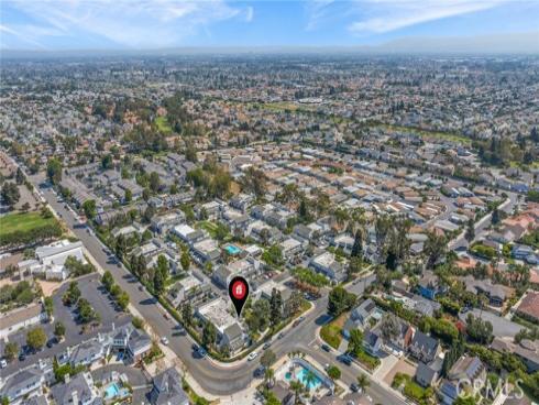 18741  Applewood  , Huntington Beach, CA
