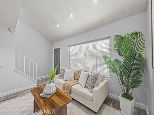 18741  Applewood  , Huntington Beach, CA