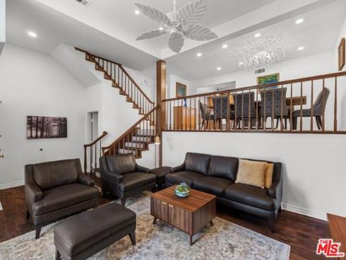 7825 Seaglen Drive, Huntington Beach, CA