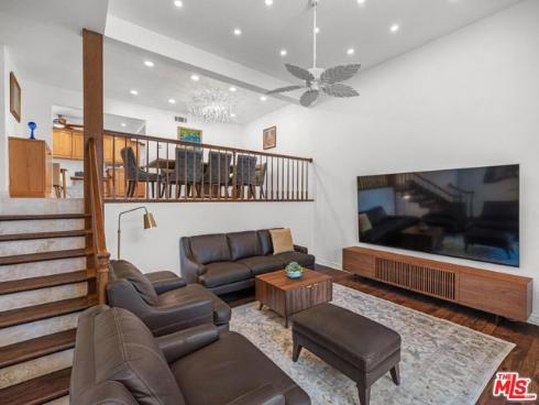 7825 Seaglen Drive, Huntington Beach, CA