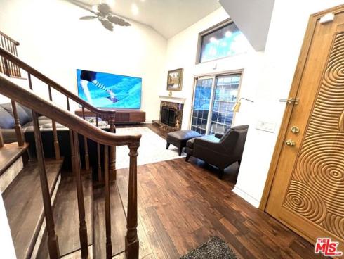 7825 Seaglen Drive, Huntington Beach, CA