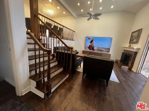 7825 Seaglen Drive, Huntington Beach, CA