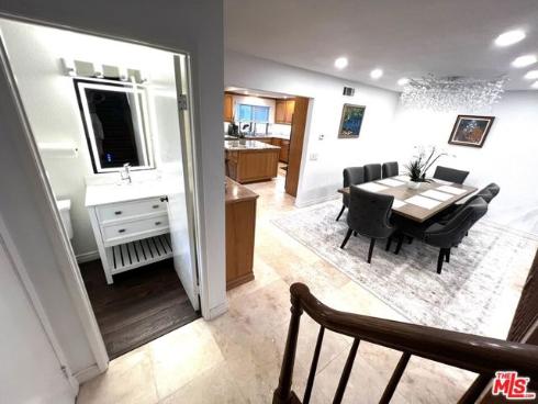 7825 Seaglen Drive, Huntington Beach, CA