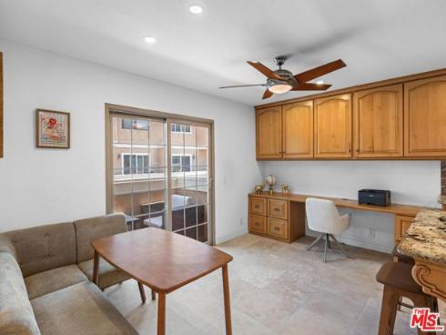 7825 Seaglen Drive, Huntington Beach, CA