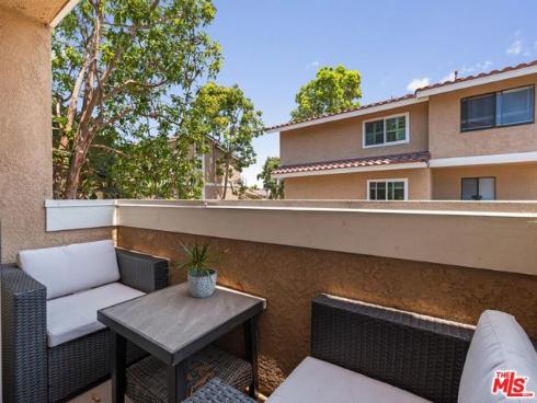 7825 Seaglen Drive, Huntington Beach, CA